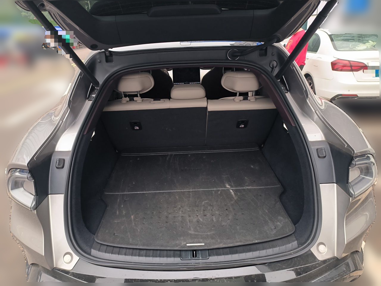 Xiaomi Auto YU7 2025 Ultra-Long Range Rear-Wheel Drive Version — снимка 19
