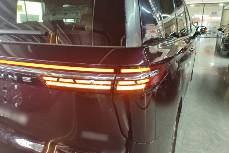 Used Bestune M9 2023 2.0T Ultimate Edition
