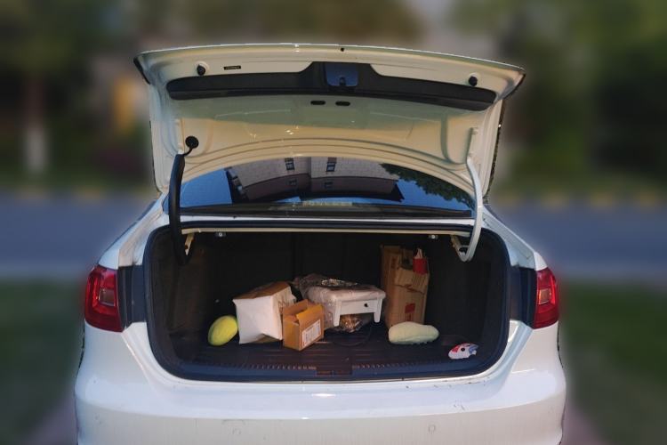 Used Volkswagen Sagitar 2014 1.6L Automatic Comfort Model
