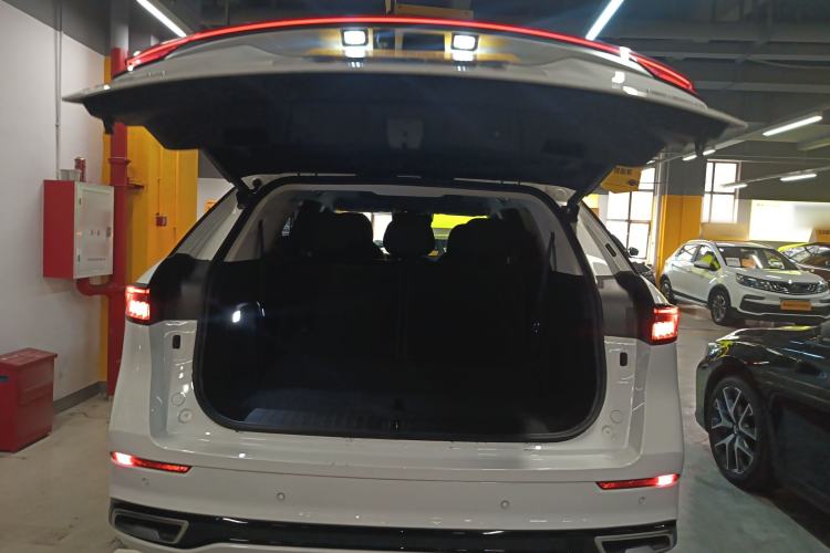 Used Chery Tiggo 9 2023 2.0T Dual-Clutch Two-Wheel Drive Luxury Edition 7 Seats
