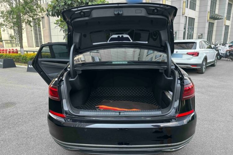 Used Volkswagen Passat 2022 330TSI Starry Elite Edition
