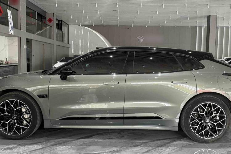 Used Zeekr 001 2024 ME Edition 100 kWh All-Wheel Drive
