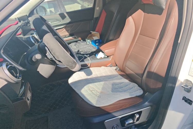 Used Wey VV5 2017 2.0T Ultra-Luxury Version
