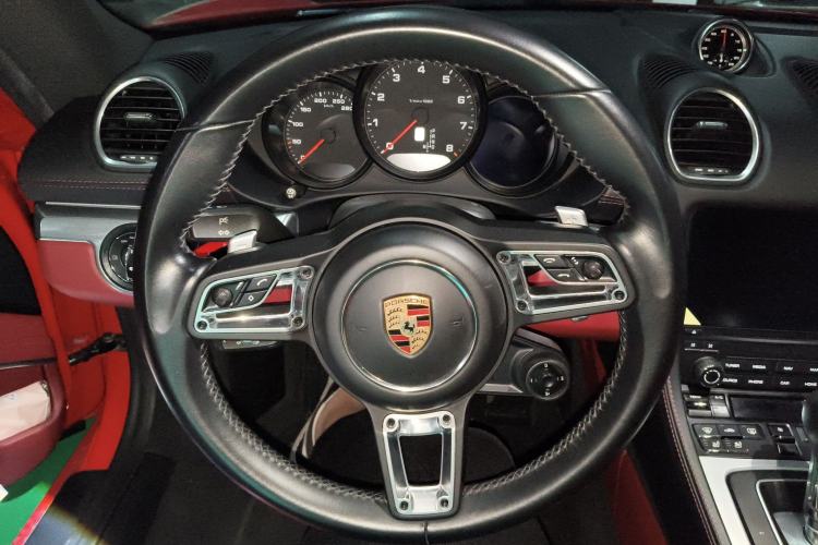 Used Porsche 718 2018 Cayman 2.0T
