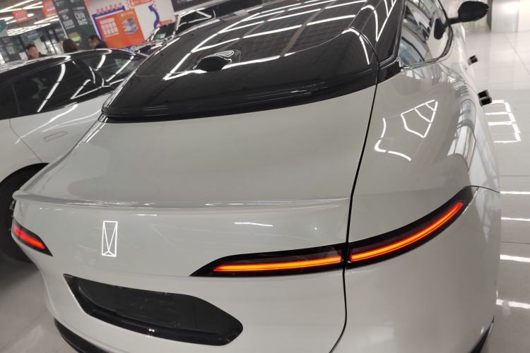 Used Avatr 06 2025 Max All-Electric Version