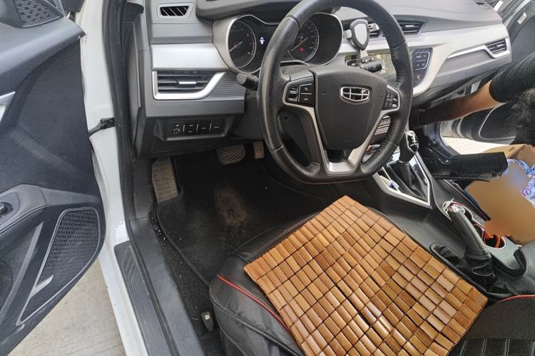 Used Geely Auto Vision 2019 Upgraded Model 1.5L CVT Luxury Version China VI Standard
