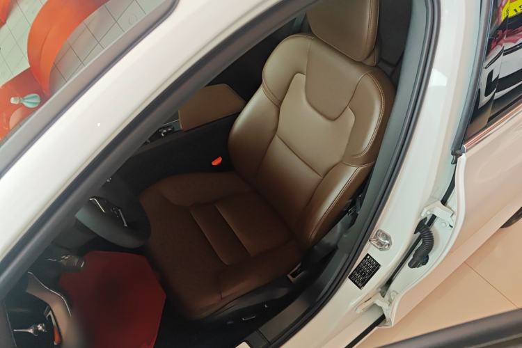 Used Volvo S60 2022 B4 Zhiyi Luxury Edition