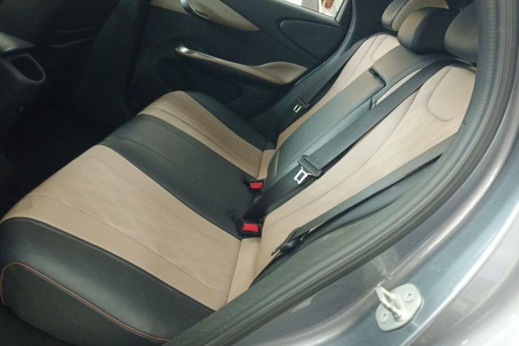 Used BYD Dolphin 2023 420 km Fashion Edition
