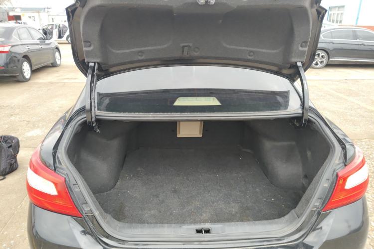 Used Nissan Teana 2016 2.0L XE Fashion Edition
