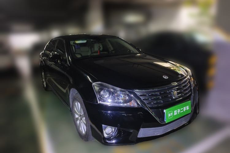 Used Toyota Crown 2012 2.5L Royal Leather Edition
