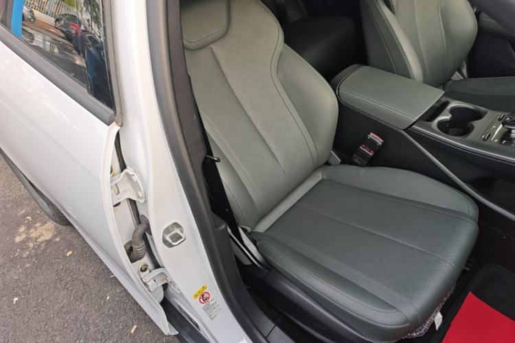 Used BYD Qin PLUS 2025 DM-i Smart Drive 55KM Leading Model
