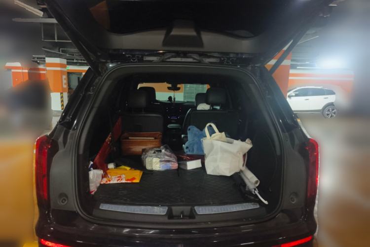 Used Cadillac XT6 2022 2.0T Six-Seater Four-Wheel-Drive Luxury Standard Edition
