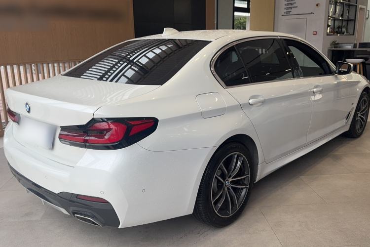 Used BMW 5 Series 2022 Restyled 525Li M Sport Package Rear Right 45 Deg