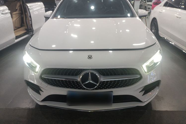 Used Mercedes-Benz A-Class 2022 Restyled A 200 L Sport Sedan Fashion Version
