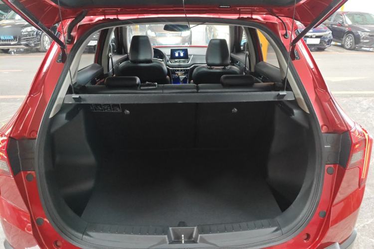 Used Venucia T60 2018 1.6L CVT Smart & Fun Version China VI Standard
