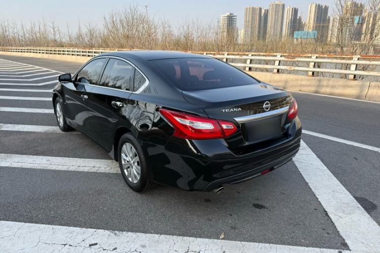 Used Nissan Teana 2016 Revised Version 2.0L XL Comfort Edition
