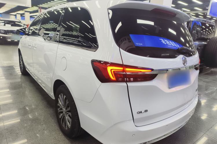 Used Buick GL8 2023 Facelifted Land Cruiser Executive Luxury Version Rear Left 45 Deg