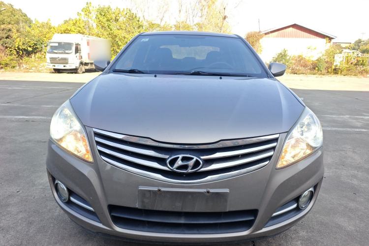 Used Hyundai Celesta 2015 1.6L Manual Comfort Model

