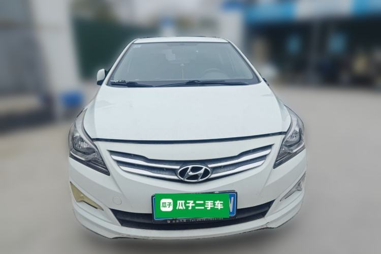 Used Hyundai Verna (older generation) 2014 1.4L Manual Smart GLS Trim

