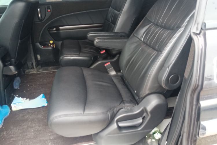 Used Honda Elysion 2015 2.4L VTi-S Prestige Edition Left Rear Seat