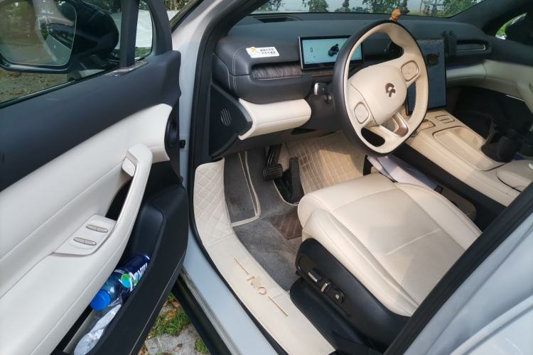 Used Nio ES6 2024 75 kWh Driver Seat