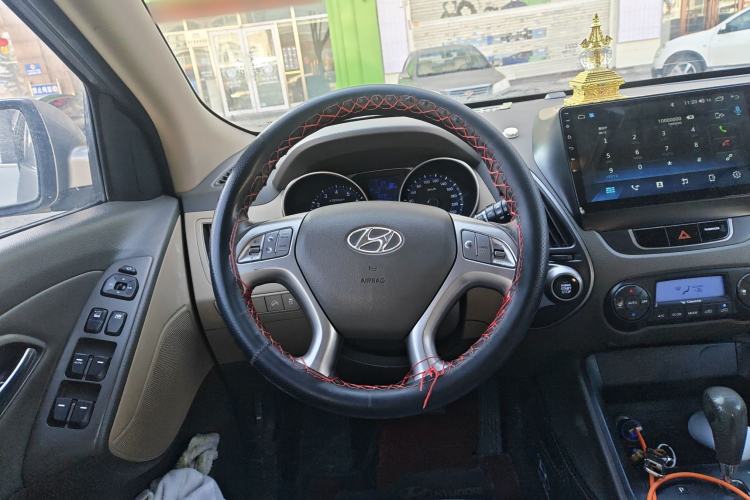 Used Hyundai ix35 2010 2.0L Automatic Two-Wheel Drive Elite Edition GLS
