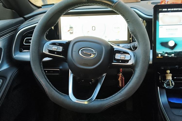 Used GAC Trumpchi GS8 2025 Linghang Series 2.0 TGDI Two-Wheel-Drive Luxury Edition 5 Seats