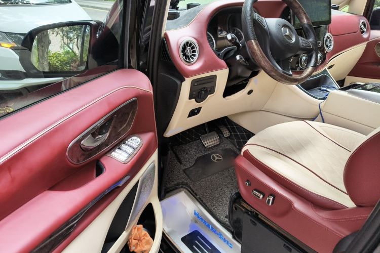 Used Mercedes-Benz Vito 2021 2.0T Business Version 7 Seats Driver Seat