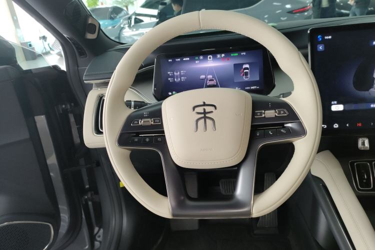 Used BYD Song L EV 2024 550 km Excellence Version Steering Wheel