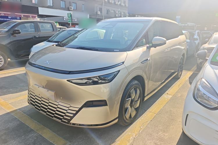 Used XPeng X9 2024 702 Ultra-Long Range Max