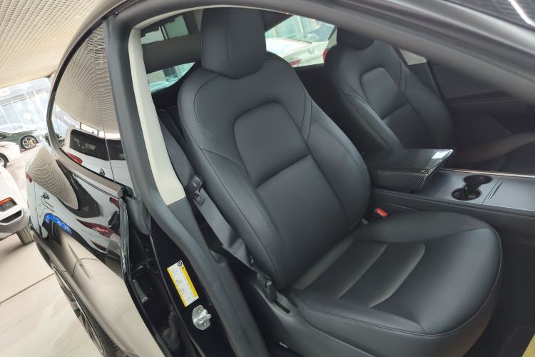 Used Tesla Model Y 2022 Rear-Wheel-Drive Version
