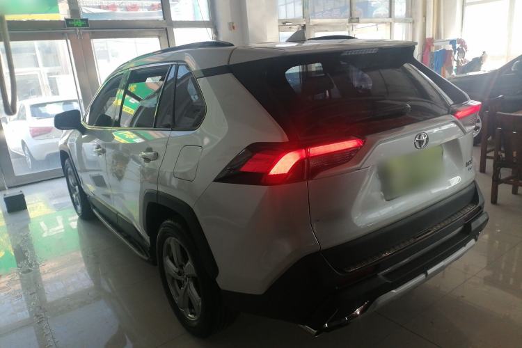 Used Toyota RAV4 2021 2.0L CVT 4x4 Trend Edition
