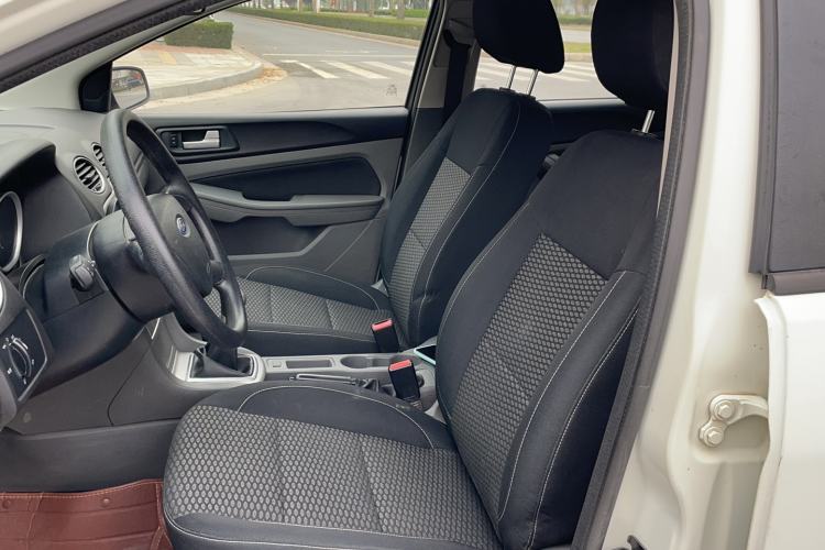 Used Ford Focus 2013 Hatchback Classic 1.8L Manual Base Model