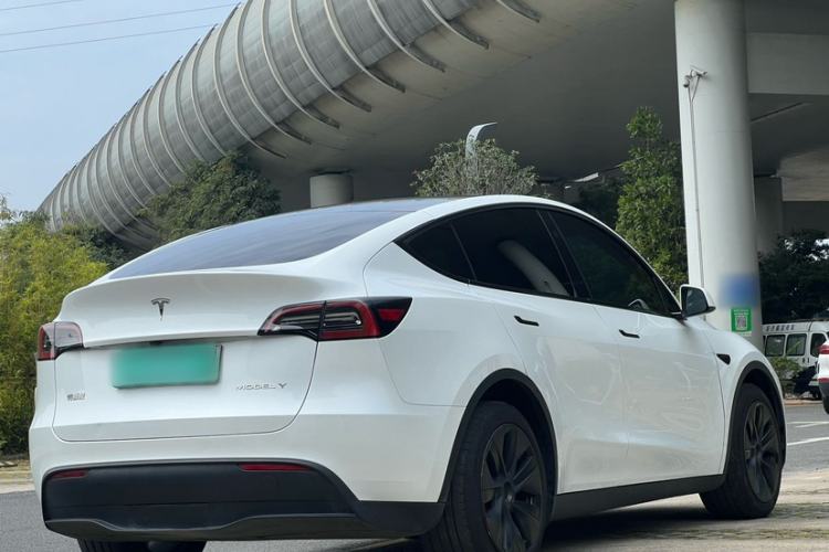 Used Tesla Model Y 2024 Rear-Wheel-Drive Version