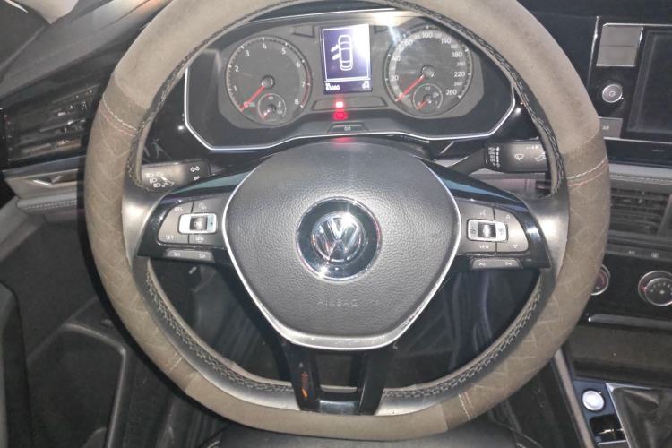 Used Volkswagen Sagitar 2019 280TSI DSG Comfort Version China VI Standard Steering Wheel