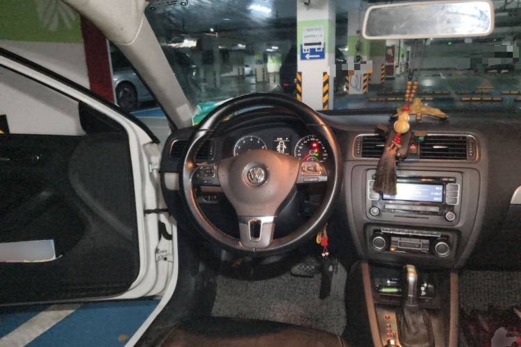 Used Volkswagen Sagitar 2012 1.4TSI Automatic Luxury Edition
