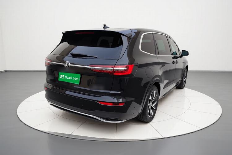 Used Volkswagen Viloran 2024 330TSI Luxury Edition Rear Right 45 Deg