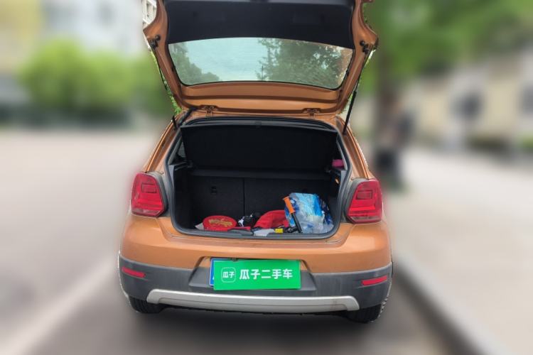 Used Volkswagen Polo 2014 1.6L Cross Polo Automatic Trunk