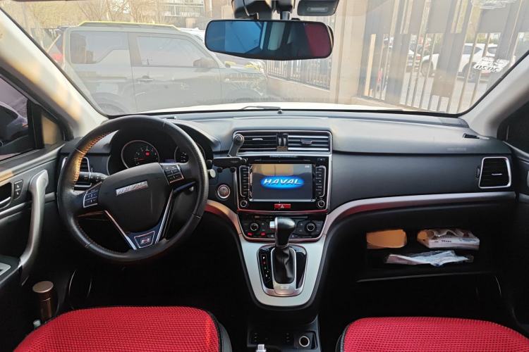 Used Haval H6 2015 Sport Edition 1.5T Automatic Two-Wheel Drive Luxury Model Interior 2