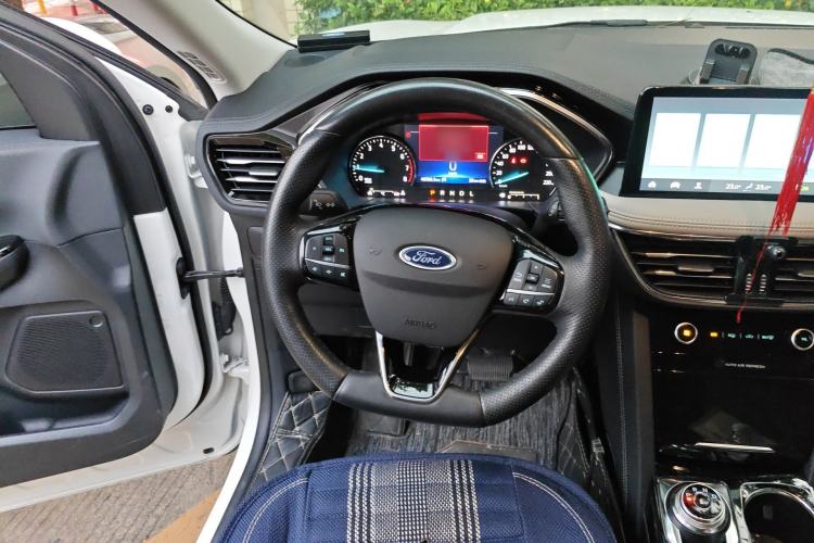 Used Ford Escape 2020 EcoBoost 245 Two-Wheel-Drive Titanium Edition