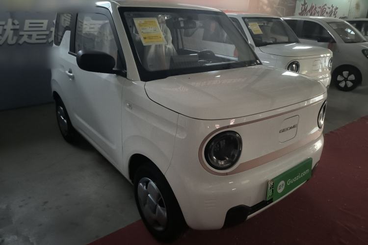 Used Geely Galaxy Panda 2024 Panda Mini 200km Endurance Bear Front Right 45 Deg