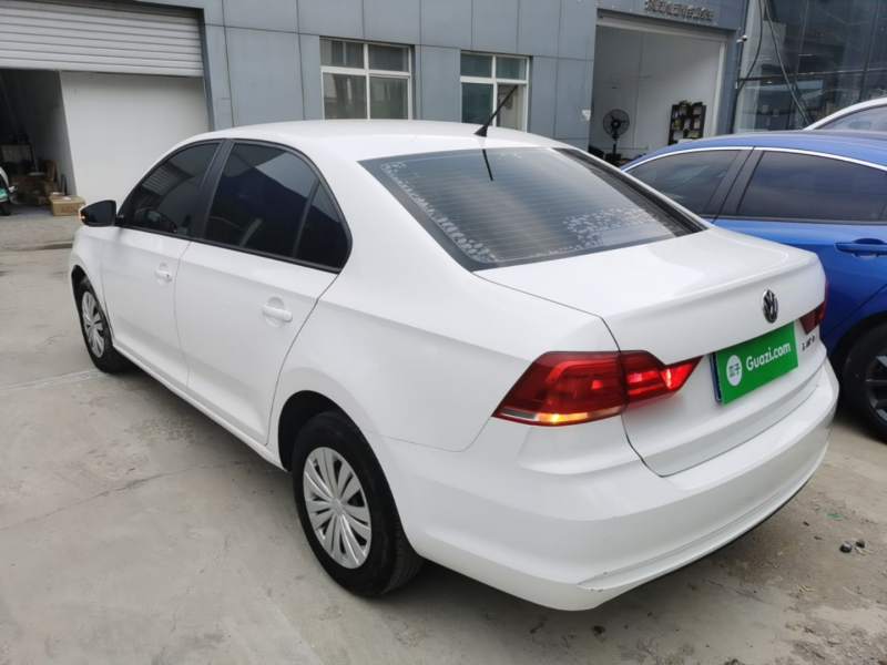 Used Volkswagen Santana 2021 1.5L Automatic Fashion Edition — 4