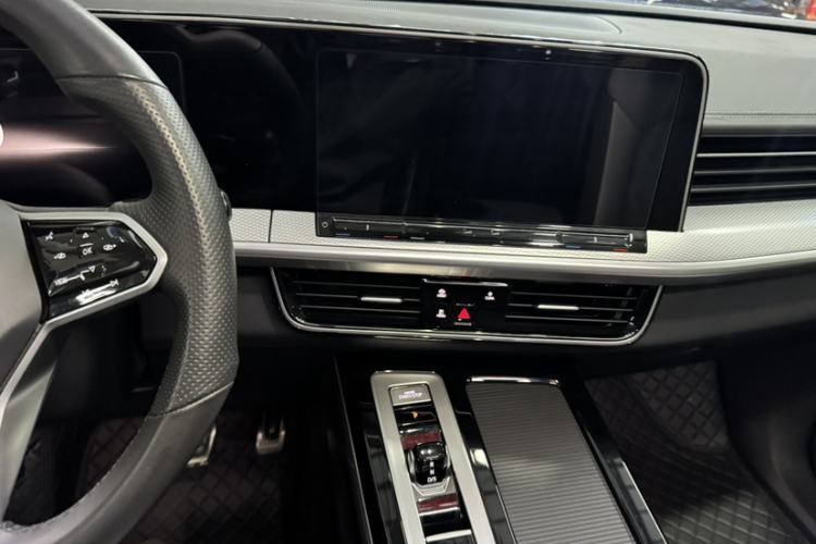Used Volkswagen Tavendor 2023 380TSI Four-Wheel Drive R-Line Cruise Edition
