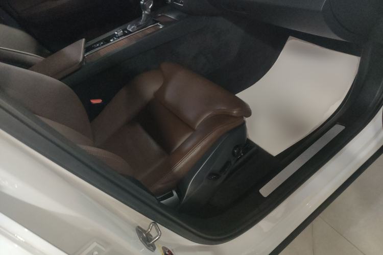 Used Volvo XC60 2021 T5 4x4 Smart Luxury Edition
