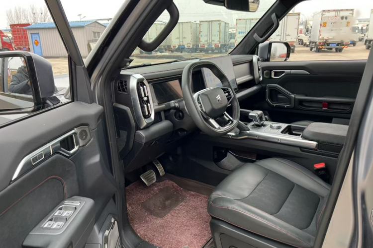 Used JETOUR Traveler 2023 2.0T All-Wheel Drive CrossPRO+
