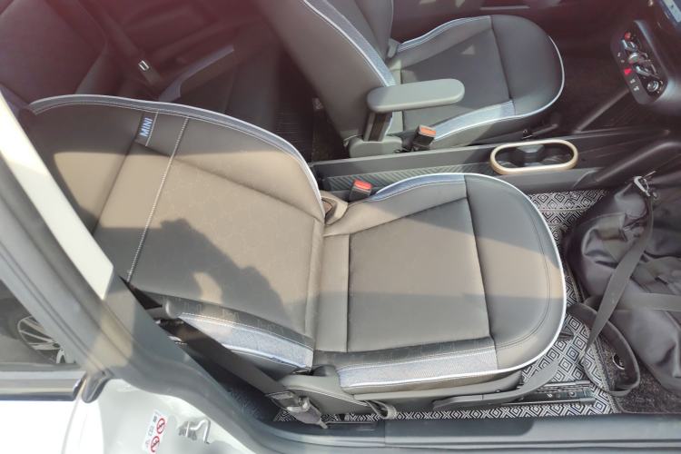 Used MINI Electric MINI COOPER 2024 456km COOPER E Classic Edition
