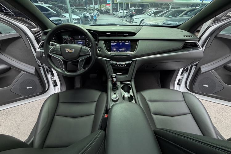 Used Cadillac XT5 2022 2.0T Two-Wheel Drive Luxury Version