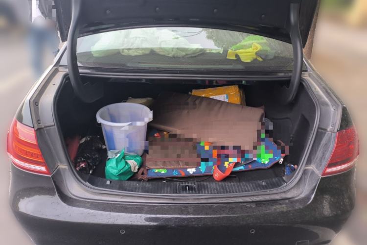 Used Mercedes-Benz E-Class 2015 Facelift E 200 L Trunk