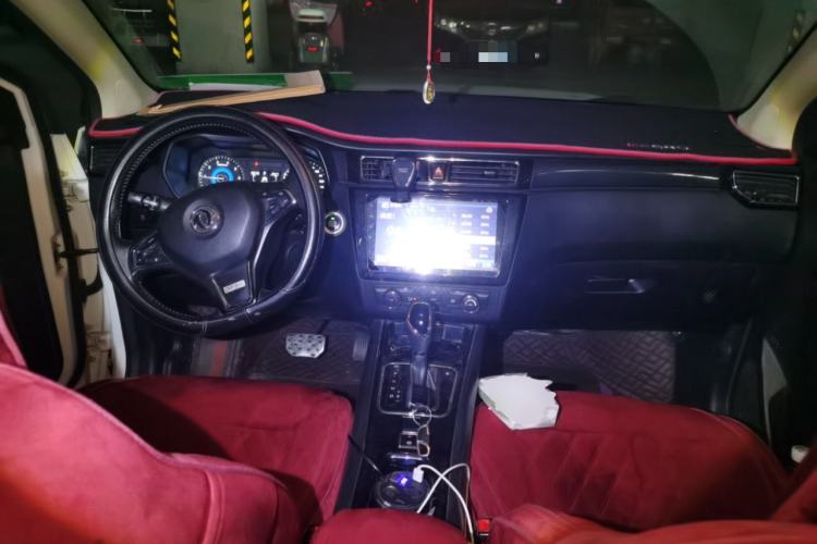 Used Dongfeng Fengon 580 2017 1.5T CVT Luxury Model
