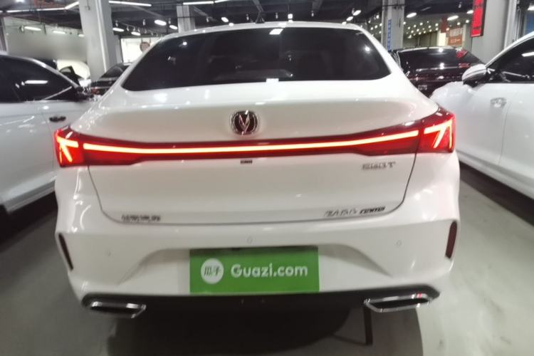 Used CHANGAN Eado 2023 Changan Edition PLUS Blue Whale NE 1.4T GDI DCT Prestige Version
